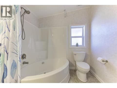 Oval Soaker Tub at 2440 Old Okanagan Highway Unit# 1304, Westbank Centre, West Kelowna