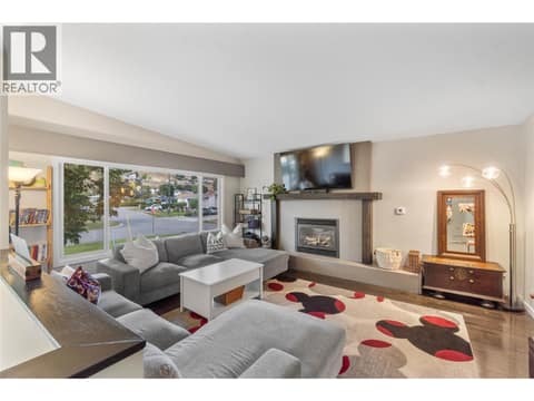 Photo 7 of 811 SUMAC Place, Westsyde, Kamloops