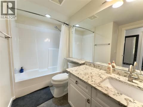 Photo 8 of 3550 Woodsdale Road Unit# 105, Lake Country East / Oyama