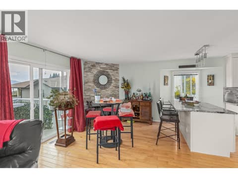 Photo 12 of 3174 Boucherie Road, Lakeview Heights, West Kelowna