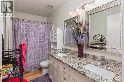 Photo 14 of 3174 Boucherie Road, Lakeview Heights, West Kelowna