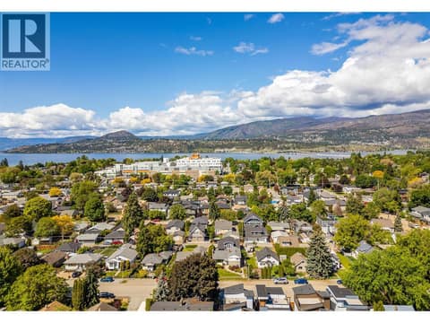Photo 40 of 2202 Aberdeen Street, Kelowna South