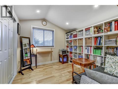 CARRIAGE HOUSE at 2202 Aberdeen Street, Kelowna South
