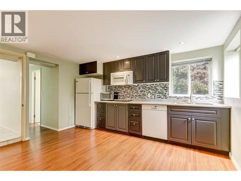 Inlaw suite at 2202 Aberdeen Street, Kelowna South
