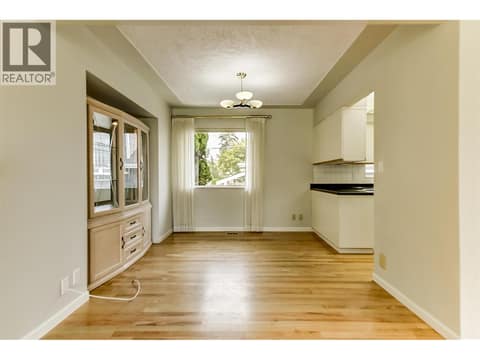 MAIN HOUSE at 2202 Aberdeen Street, Kelowna South