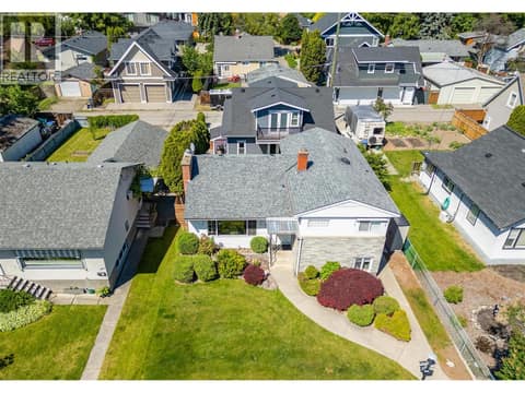 MAIN HOUSE AND CARRIAGE HOUSE at 2202 Aberdeen Street, Kelowna South