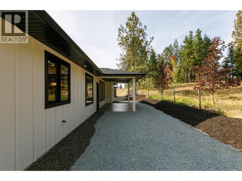 Photo 11 of 3005 Scenic Ridge Drive, Smith Creek, West Kelowna