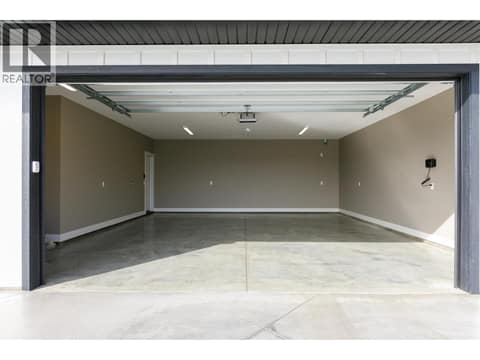 Photo 15 of 3005 Scenic Ridge Drive, Smith Creek, West Kelowna