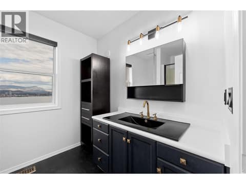 Primary Ensuite | Main Level - 3 piece bathroom (Bathroom #1) at 1525 Bear Creek Road Unit# 14, West Kelowna Estates