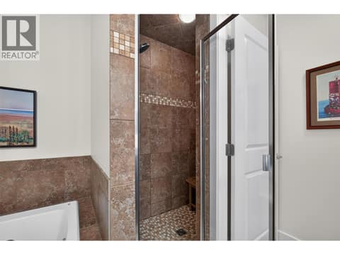 Primary ensuite at 3359 Cougar Road Unit# 9, Westbank Centre, West Kelowna