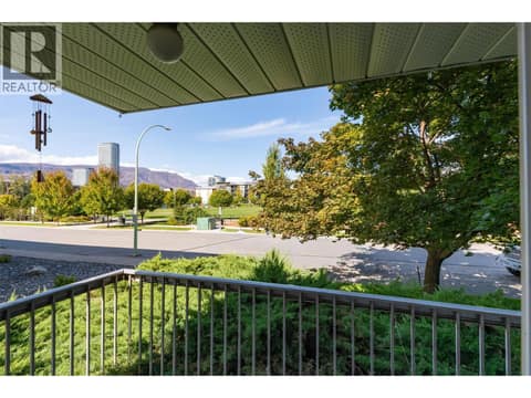 Photo 12 of 625 Rowcliffe Avenue Unit# 101, Kelowna South