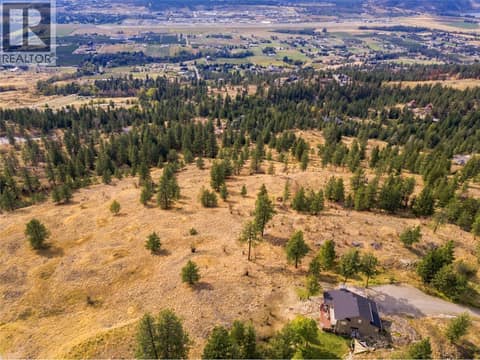Photo 7 of 5601 Twin Creek Place, Ellison, Kelowna