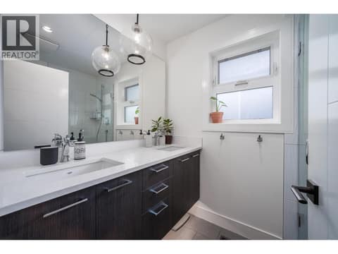 Primary ensuite with heated floors at 805 Burne Avenue Unit# 4, Kelowna South
