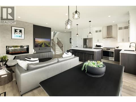 Photo 11 of 798 WARDLAW Avenue, Kelowna South