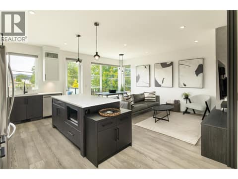 Photo 9 of 798 WARDLAW Avenue, Kelowna South