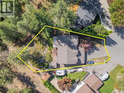 Property Lines Approximate at 2335 Somerset Court Lot# 3, West Kelowna Estates