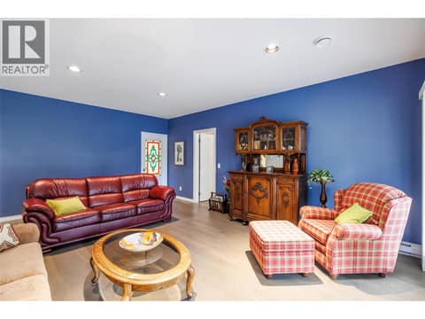 Family Room at 4170 Gallaghers Forest South, South East Kelowna