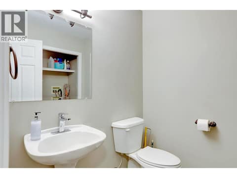 Photo 24 of 3600 Pleasant Valley Road Unit# 3, East Hill, Vernon