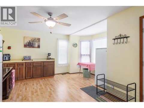 Photo 8 of 1345 Brentwood Road, West Kelowna Estates