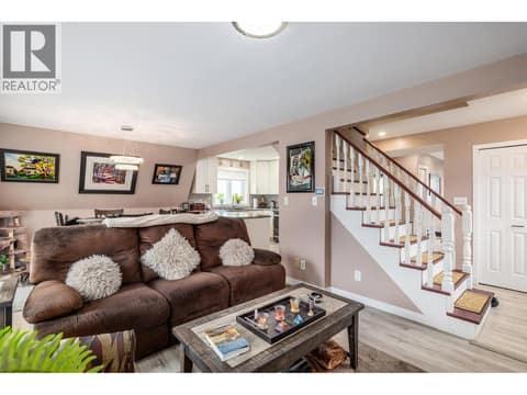 Photo 4 of 682 Cougar Street, Okanagan North, Vernon