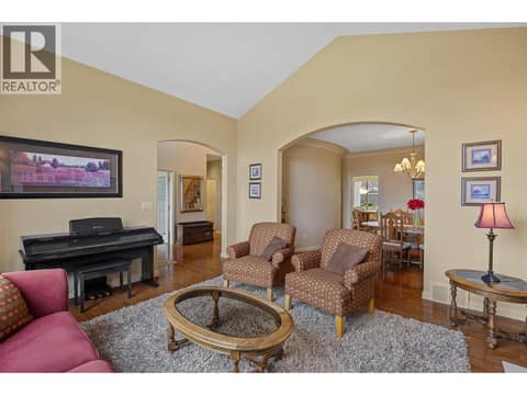 Photo 10 of 456 AZURE Place, Sahali, Kamloops