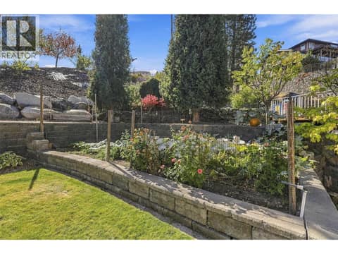 Photo 25 of 456 AZURE Place, Sahali, Kamloops