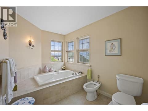 Photo 40 of 456 AZURE Place, Sahali, Kamloops