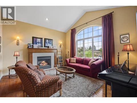 Photo 8 of 456 AZURE Place, Sahali, Kamloops