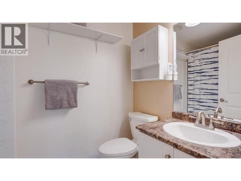 4-piece ensuite at 3211 Centennial Drive Unit# 28, Alexis Park, Vernon