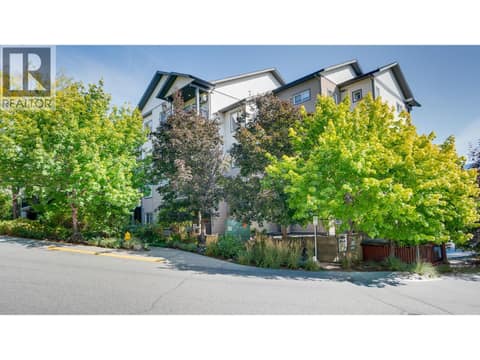 Front of building at 3211 Centennial Drive Unit# 28, Alexis Park, Vernon