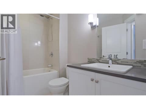 Bathroom Upstairs at 2490 Tuscany Drive Unit# 82, Shannon Lake, West Kelowna
