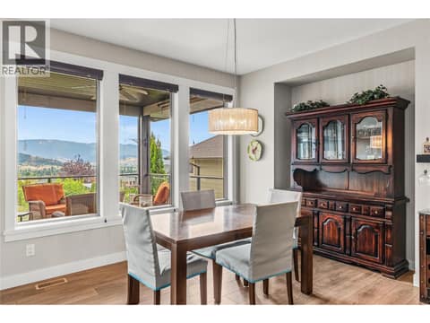 Photo 11 of 121 Blackcomb Court, Foothills, Vernon