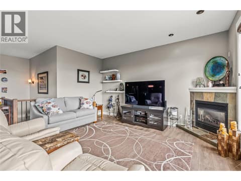 Photo 14 of 121 Blackcomb Court, Foothills, Vernon