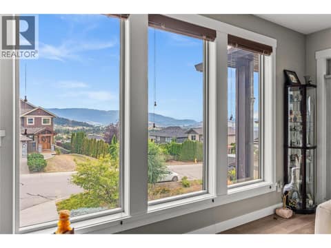Photo 16 of 121 Blackcomb Court, Foothills, Vernon