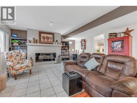 Photo 34 of 386 Road 11 Road, Oliver Rural