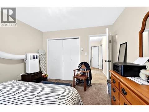 Photo 8 of 190 Carson Crescent, North Kamloops