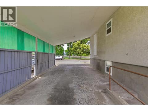 Photo 32 of 298 JUNIPER Avenue, North Kamloops