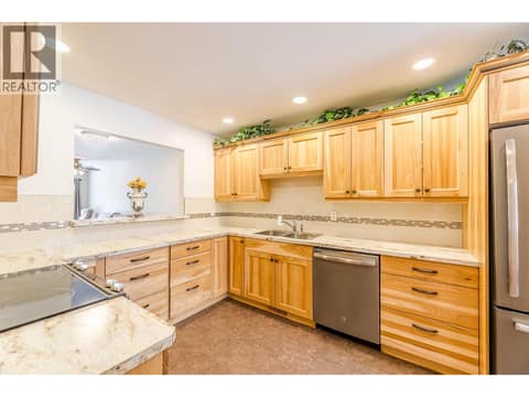 Photo 5 of 11121 Scott Street Unit# 10, Main Town, Summerland