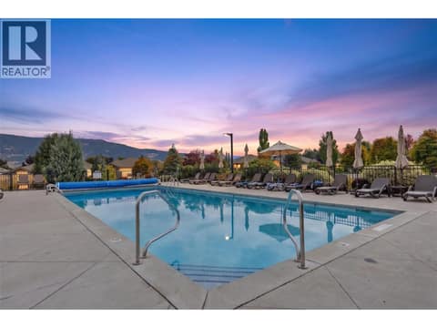 Seasonal outdoor pool and hot tub at 13155 Staccato Drive, Lake Country North West