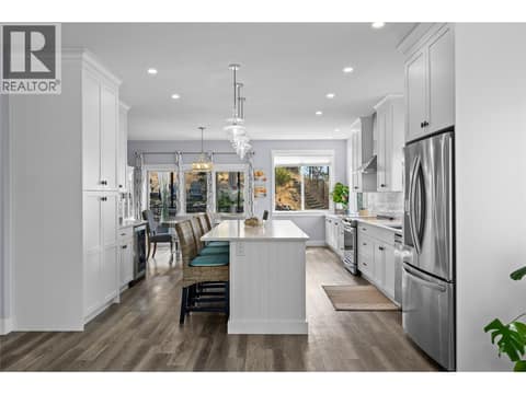 Photo 12 of 2180 Sunview Drive, West Kelowna Estates