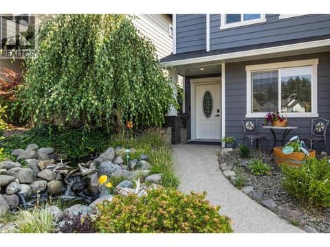 Photo 3 of 2180 Sunview Drive, West Kelowna Estates