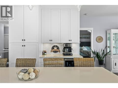 Photo 9 of 2180 Sunview Drive, West Kelowna Estates