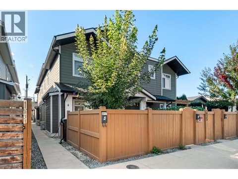 Photo 1 of 825 Cadder Avenue Unit# 4, Kelowna South