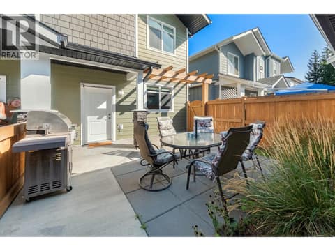 Photo 4 of 825 Cadder Avenue Unit# 4, Kelowna South