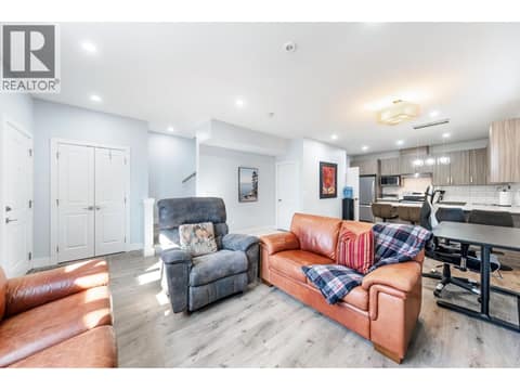 Photo 8 of 825 Cadder Avenue Unit# 4, Kelowna South