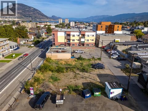 Photo 8 of 686 Martin Street, Main North, Penticton