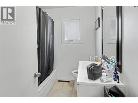 Photo 11 of 4404 25 Street, Harwood, Vernon