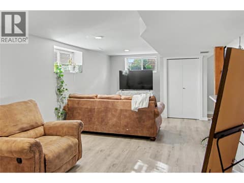 Photo 19 of 4404 25 Street, Harwood, Vernon