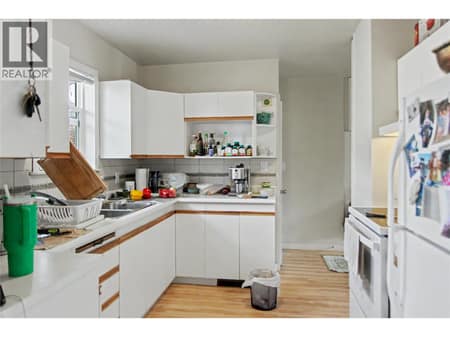 Photo 6 of 4404 25 Street, Harwood, Vernon