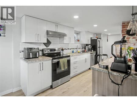 Suite Kitchen at 4404 25 Street, Harwood, Vernon